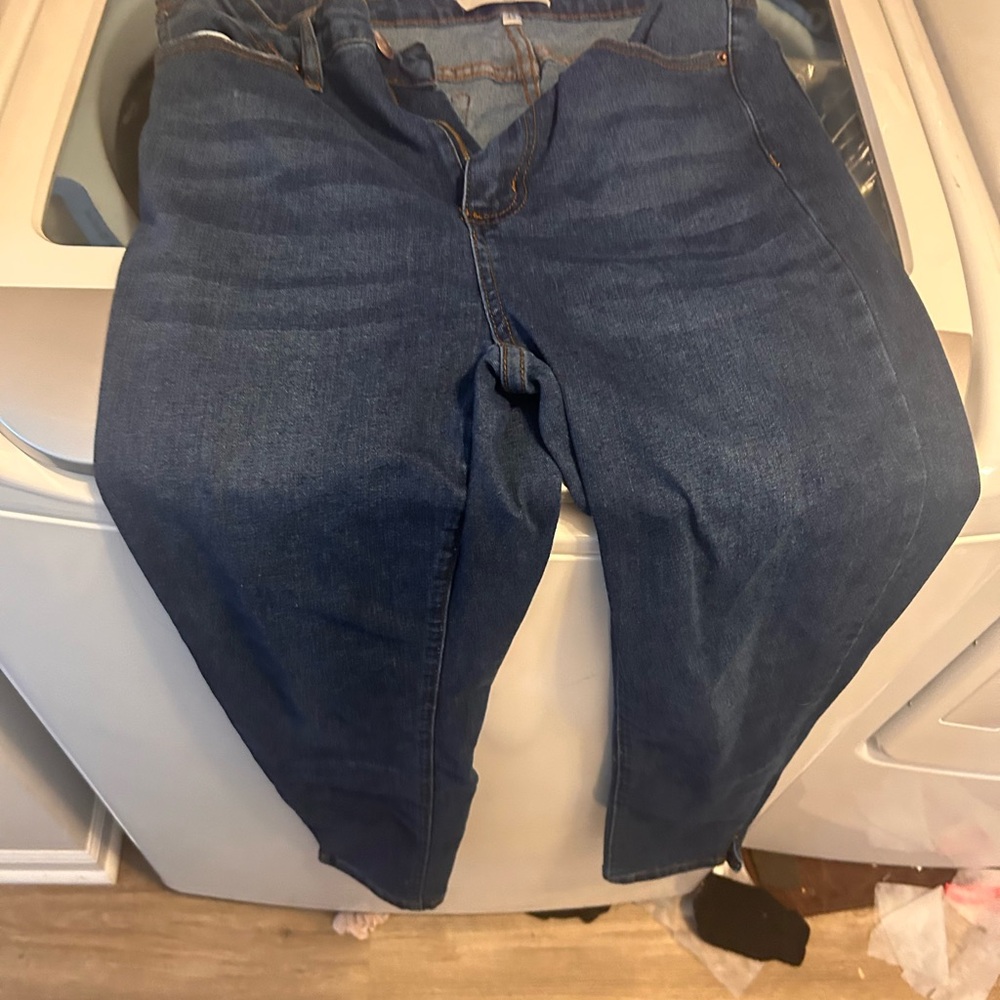 Women's Skinny Jeans in Dark Blue
